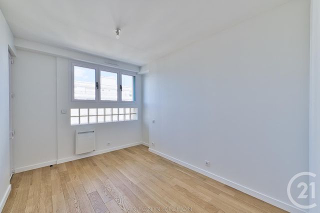 Afficher la photo en grand Appartement T4 à vendre - 4 pièces - 77.6 m2 - RENNES - 35 - BRETAGNE - Century 21 Dréano Immobilier