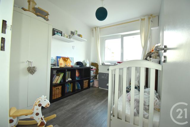 Appartement F5 à vendre - 5 pièces - 97.0 m2 - RENNES - 35 - BRETAGNE - Century 21 Dréano Immobilier Appartement F5 à vendre - 5 pièces - 97.0 m2 - RENNES - 35 - BRETAGNE - Century 21 Dréano Immobilier