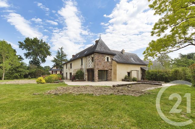 maison à louer - 7 pièces - 400.0 m2 - NOYAL CHATILLON SUR SEICHE - 35 - BRETAGNE - Century 21 Dréano Immobilier maison à louer - 7 pièces - 400.0 m2 - NOYAL CHATILLON SUR SEICHE - 35 - BRETAGNE - Century 21 Dréano Immobilier