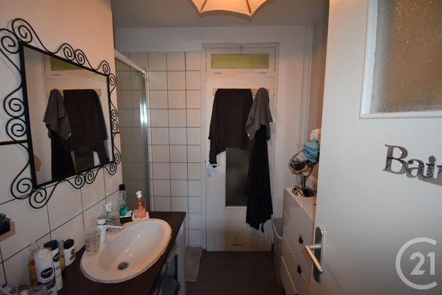 Appartement T3 à vendre - 3 pièces - 66.75 m2 - RENNES - 35 - BRETAGNE - Century 21 Dréano Immobilier Appartement T3 à vendre - 3 pièces - 66.75 m2 - RENNES - 35 - BRETAGNE - Century 21 Dréano Immobilier