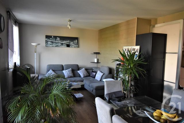 Appartement T3 à vendre - 3 pièces - 66.75 m2 - RENNES - 35 - BRETAGNE - Century 21 Dréano Immobilier Appartement T3 à vendre - 3 pièces - 66.75 m2 - RENNES - 35 - BRETAGNE - Century 21 Dréano Immobilier