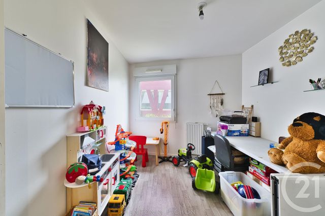 Afficher la photo en grand Appartement F4 à vendre - 4 pièces - 81.0 m2 - RENNES - 35 - BRETAGNE - Century 21 Dréano Immobilier