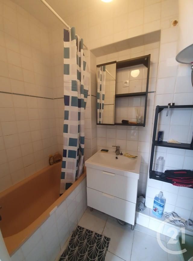 Afficher la photo en grand Studio à vendre - 1 pièce - 14.8 m2 - RENNES - 35 - BRETAGNE - Century 21 Dréano Immobilier