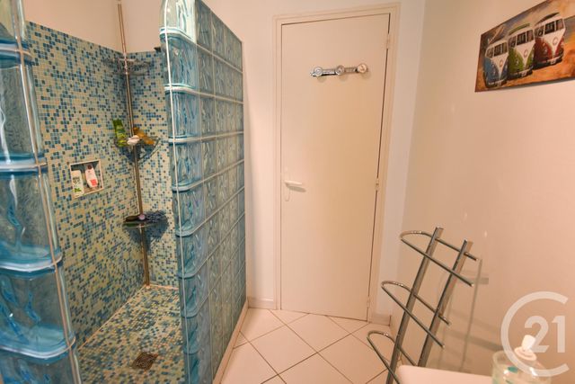Afficher la photo en grand Appartement T2 à vendre - 2 pièces - 63.38 m2 - RENNES - 35 - BRETAGNE - Century 21 Dréano Immobilier