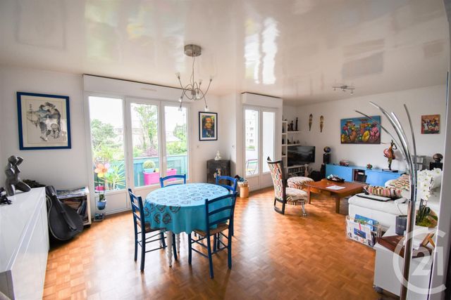 Afficher la photo en grand Appartement T2 à vendre - 2 pièces - 63.38 m2 - RENNES - 35 - BRETAGNE - Century 21 Dréano Immobilier