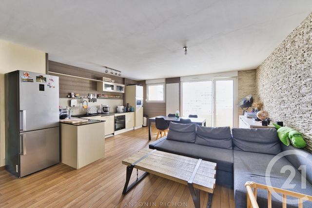 Afficher la photo en grand Appartement T3 à vendre - 3 pièces - 69.25 m2 - RENNES - 35 - BRETAGNE - Century 21 Dréano Immobilier