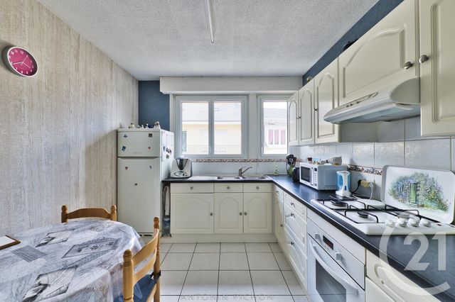 Afficher la photo en grand maison à vendre - 4 pièces - 102.0 m2 - NOYAL SUR VILAINE - 35 - BRETAGNE - Century 21 Dréano Immobilier