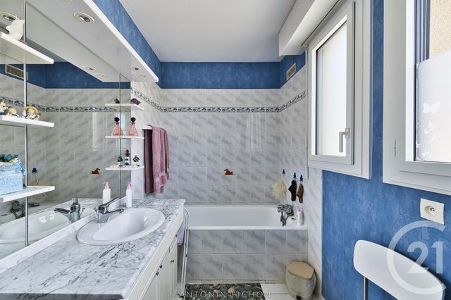 Afficher la photo en grand maison à vendre - 4 pièces - 102.0 m2 - NOYAL SUR VILAINE - 35 - BRETAGNE - Century 21 Dréano Immobilier