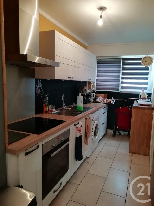 Afficher la photo en grand Appartement T4 à vendre - 4 pièces - 72.88 m2 - RENNES - 35 - BRETAGNE - Century 21 Dréano Immobilier
