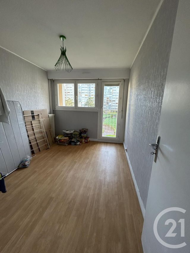 Afficher la photo en grand Appartement T4 à vendre - 4 pièces - 72.88 m2 - RENNES - 35 - BRETAGNE - Century 21 Dréano Immobilier
