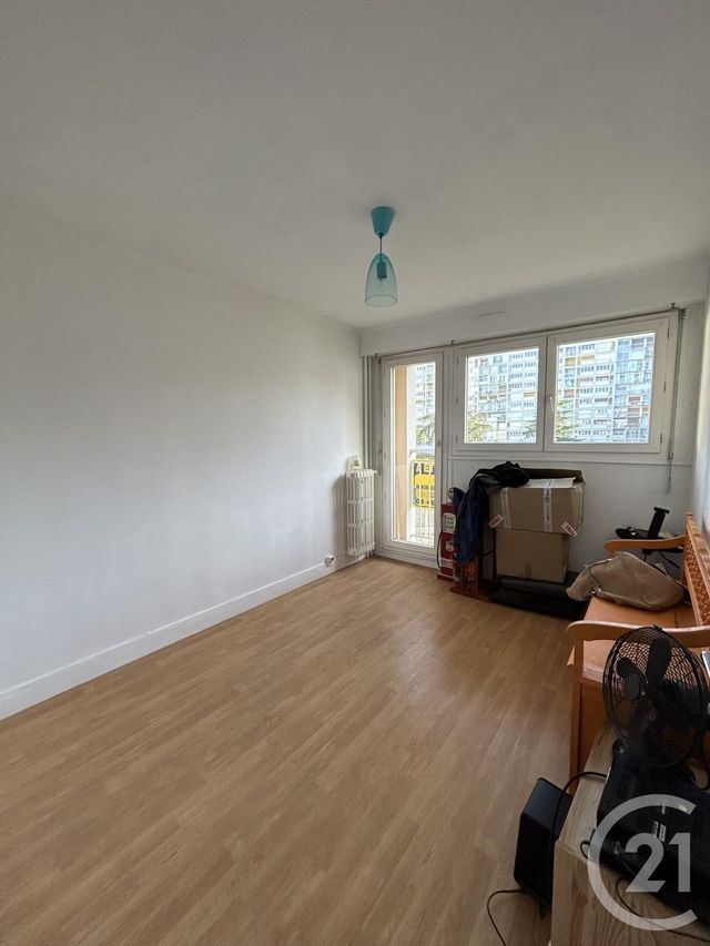Afficher la photo en grand Appartement T4 à vendre - 4 pièces - 72.88 m2 - RENNES - 35 - BRETAGNE - Century 21 Dréano Immobilier