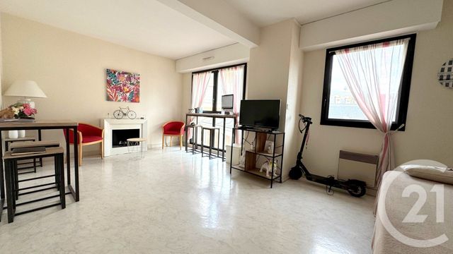 Appartement T1 à vendre - 1 pièce - 32.28 m2 - RENNES - 35 - BRETAGNE - Century 21 Dréano Immobilier
