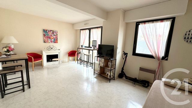 Appartement T1 à vendre - 1 pièce - 32.28 m2 - RENNES - 35 - BRETAGNE - Century 21 Dréano Immobilier