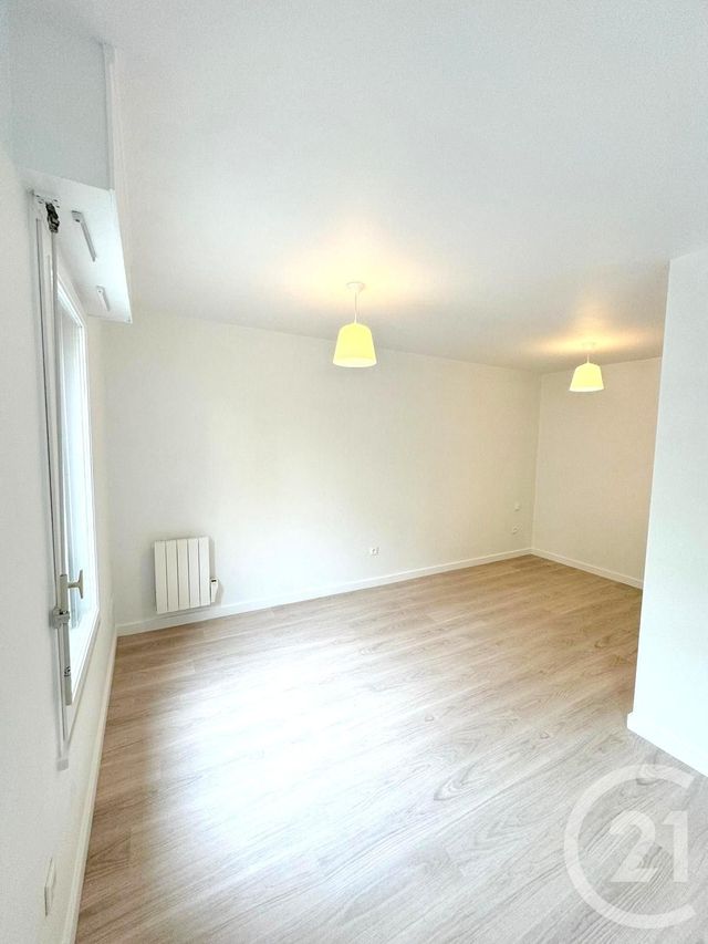 Appartement Studio à vendre - 1 pièce - 28.2 m2 - RENNES - 35 - BRETAGNE - Century 21 Dréano Immobilier