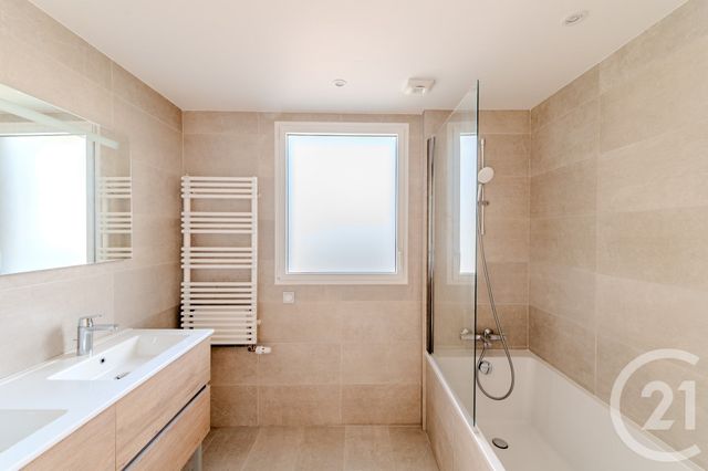 Appartement T5 à vendre - 5 pièces - 120.43 m2 - RENNES - 35 - BRETAGNE - Century 21 Dréano Immobilier