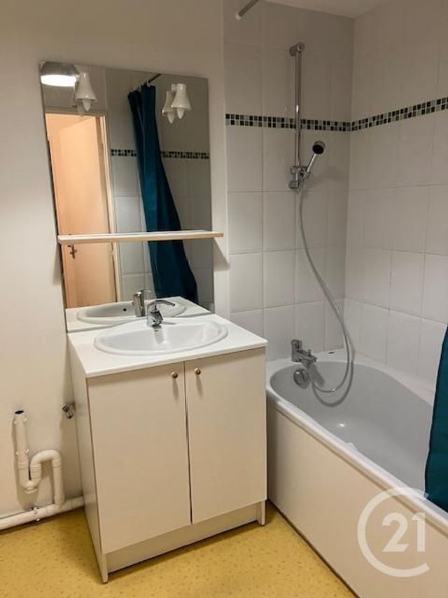 Appartement à vendre - 2 pièces - 53.18 m2 - RENNES - 35 - BRETAGNE - Century 21 Dréano Immobilier